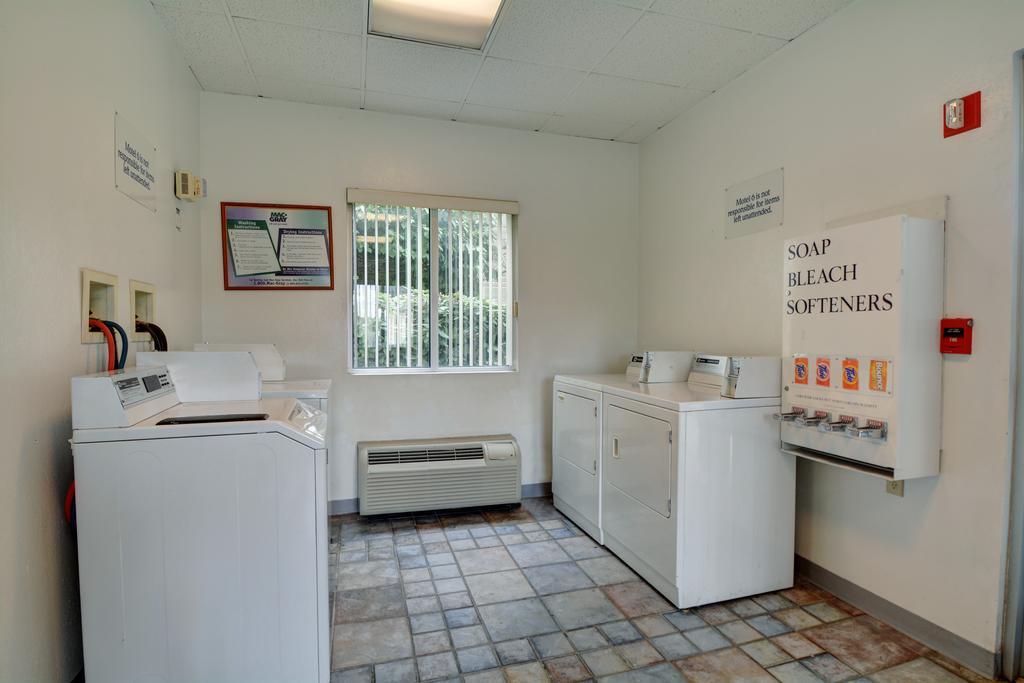 Motel 6-Warwick, Ri - Providence Airport - I-95 Εξωτερικό φωτογραφία
